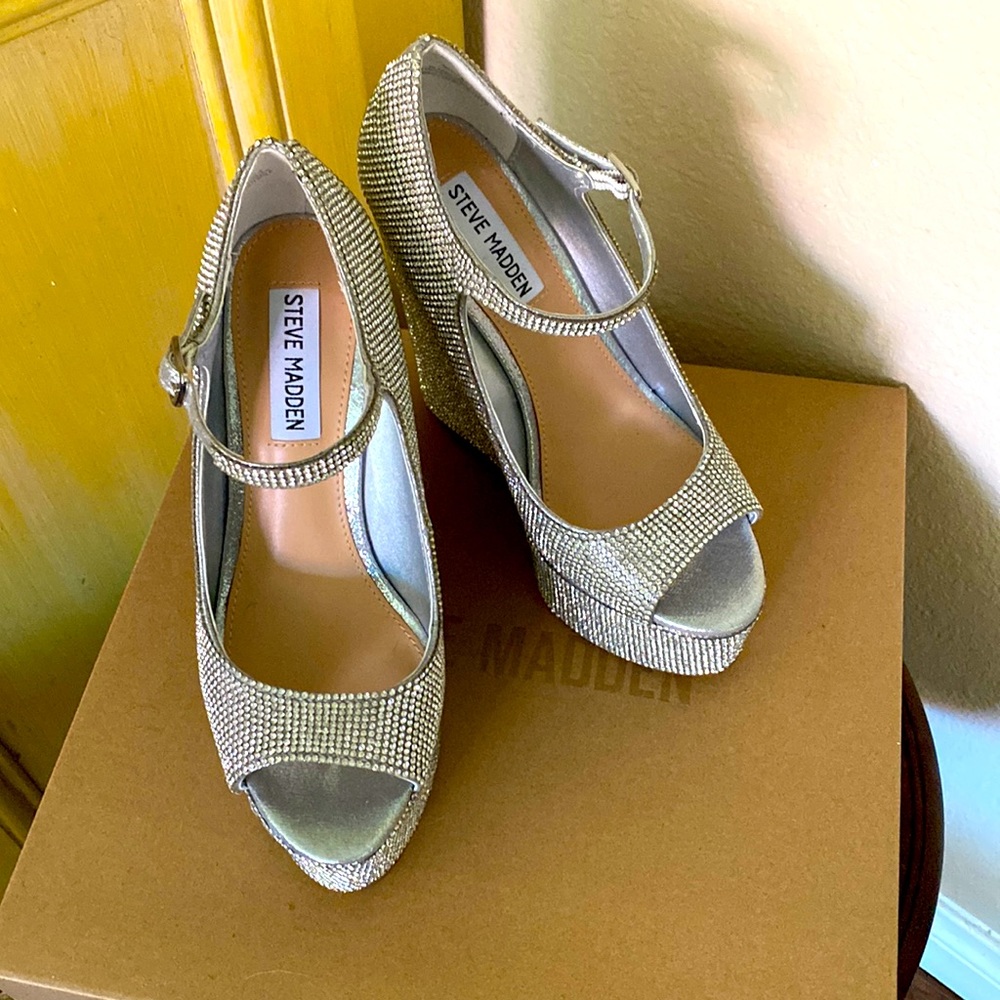 Steve Madden ‘Macie’ Rhinestone Wedge